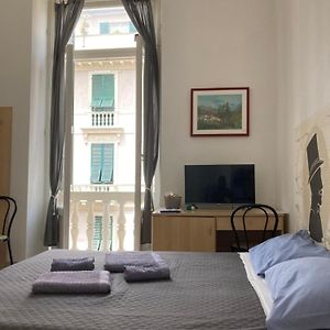 Double Room Private External Bathroom